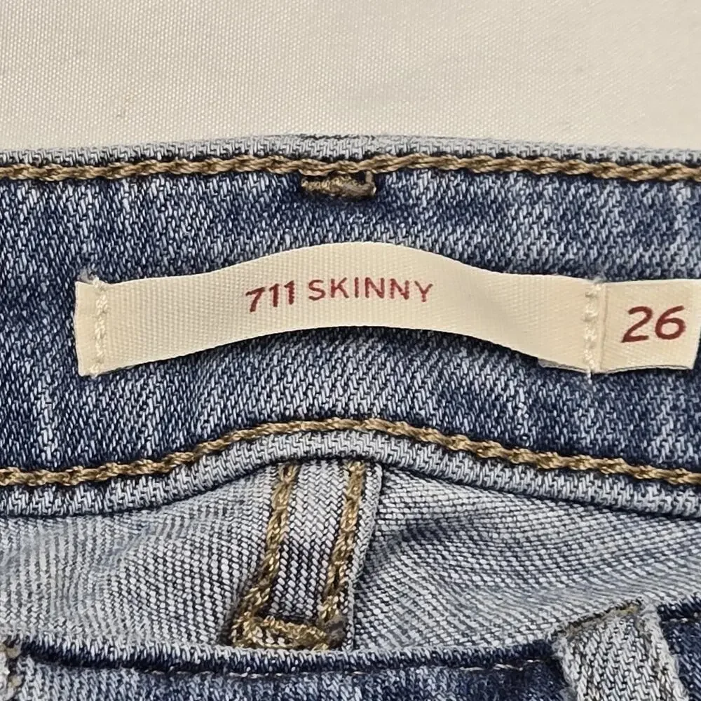 Levi's 711 Women's Skinny Jeans 26 Waist Distressed Blue
